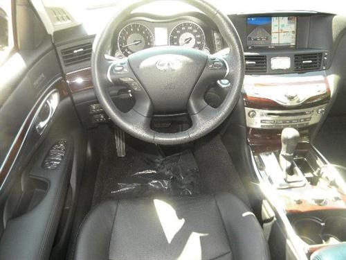 Infiniti M37 2011 photo 4