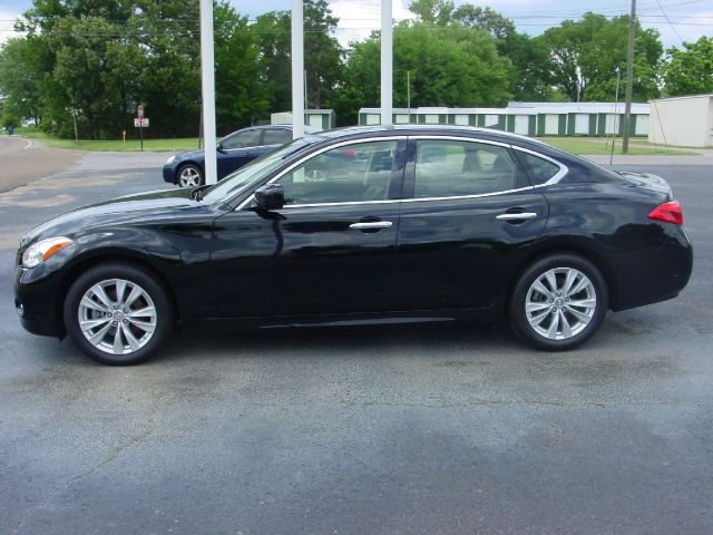 Infiniti M37 2011 photo 8