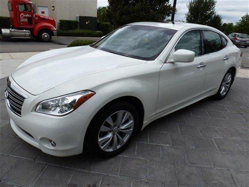 Infiniti M37 2011 photo 1