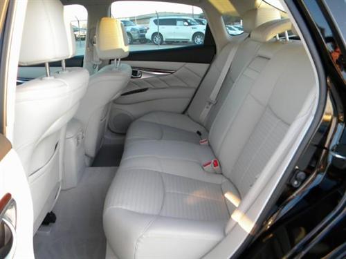 Infiniti M37 2011 photo 1