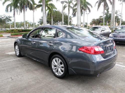 Infiniti M37 2011 photo 4