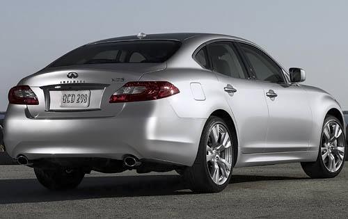 Infiniti M37 2012 photo 2