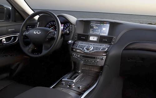 Infiniti M37 2012 photo 3