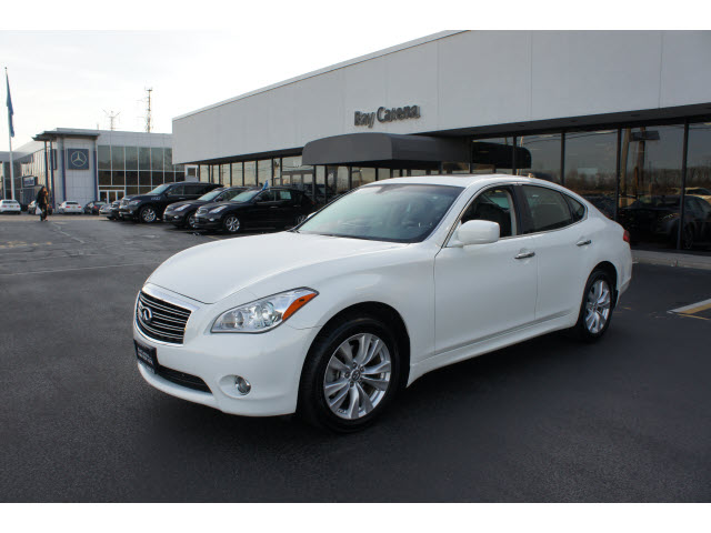 Infiniti M37x 2011 photo 5