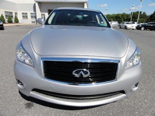 Infiniti M37x 2011 photo 1