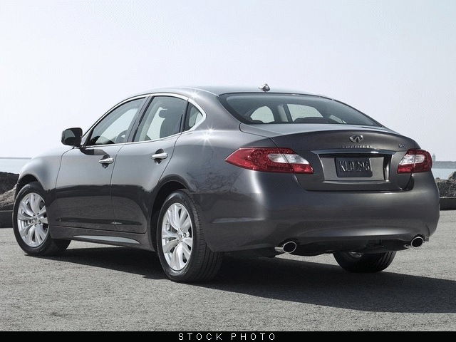 Infiniti M37x 2011 photo 4