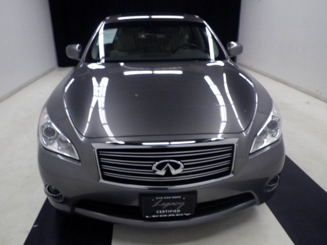 Infiniti M37x 2011 photo 4