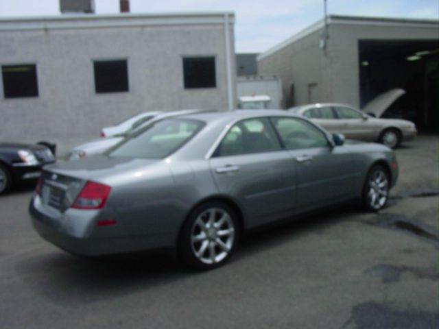 Infiniti M45 2004 photo 6