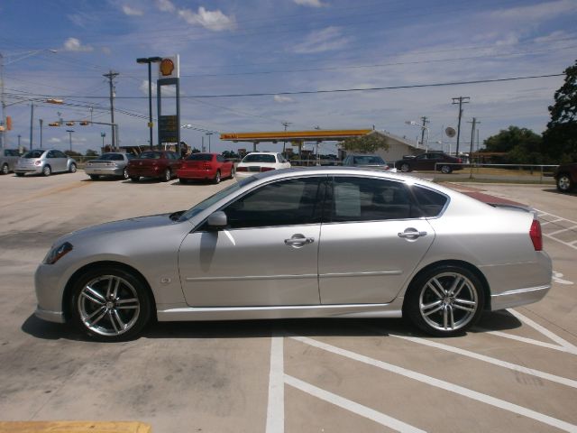 Infiniti M45 2006 photo 1