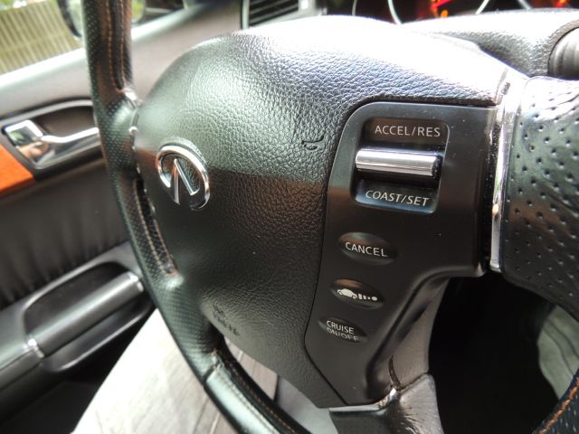 Infiniti M45 2007 photo 32