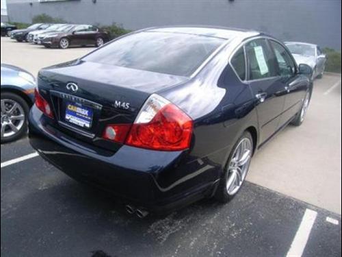 Infiniti M45 2007 photo 4