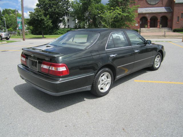 Infiniti Q45 1998 photo 3