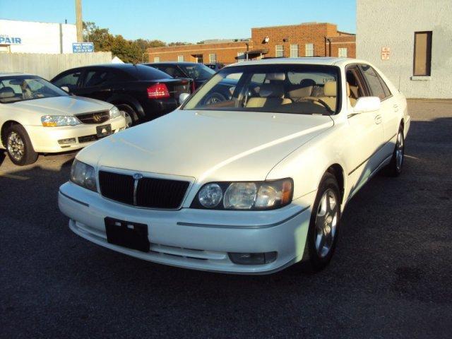 Infiniti Q45 2000 photo 2