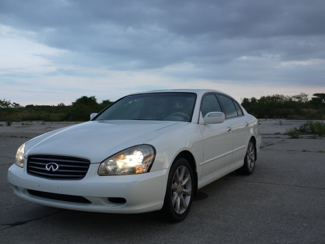 Infiniti Q45 2002 photo 4