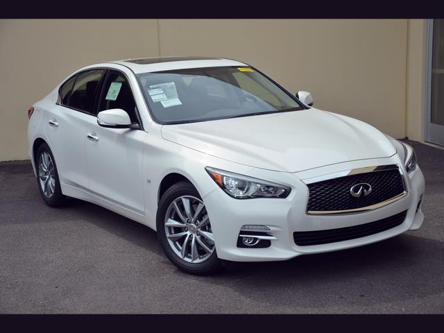 Infiniti Q50 2014 photo 2