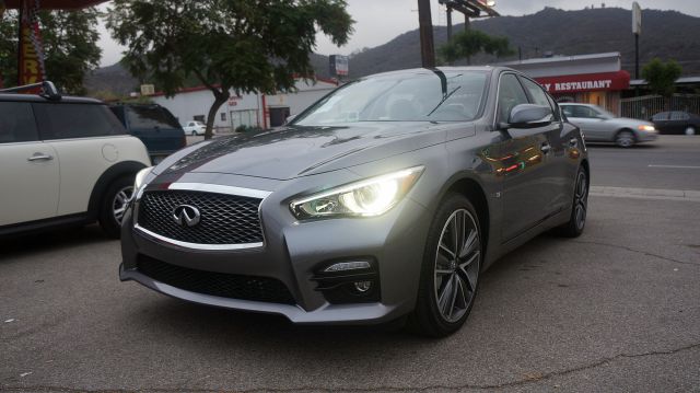 Infiniti Q50 2014 photo 1