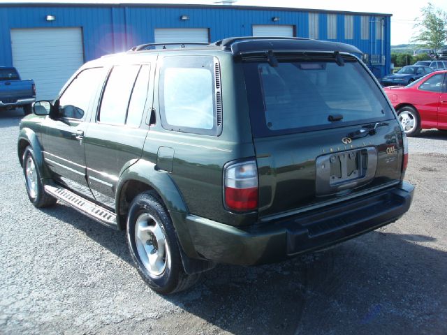 Infiniti QX4 1997 photo 19