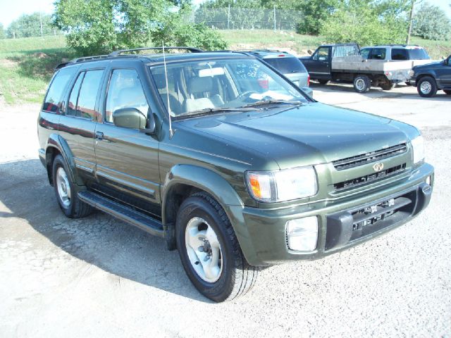 Infiniti QX4 1997 photo 5