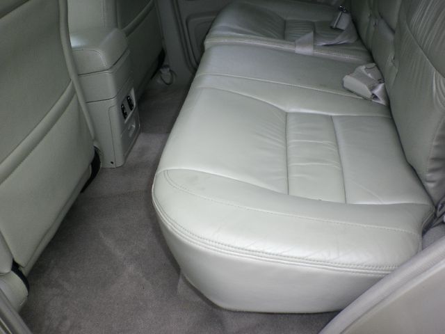 Infiniti QX4 2001 photo 18