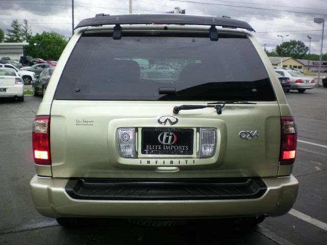 Infiniti QX4 2001 photo 22