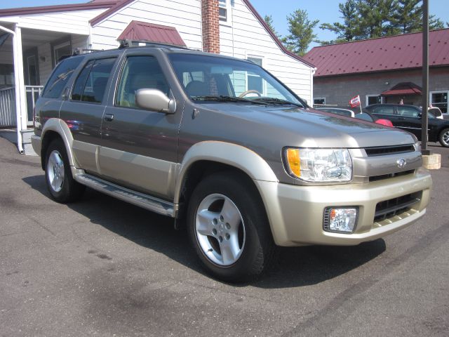 Infiniti QX4 2001 photo 35