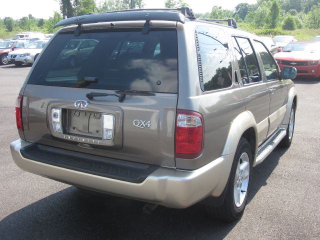 Infiniti QX4 2001 photo 37