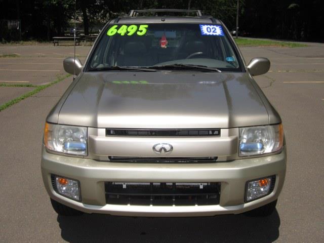 Infiniti QX4 2002 photo 3