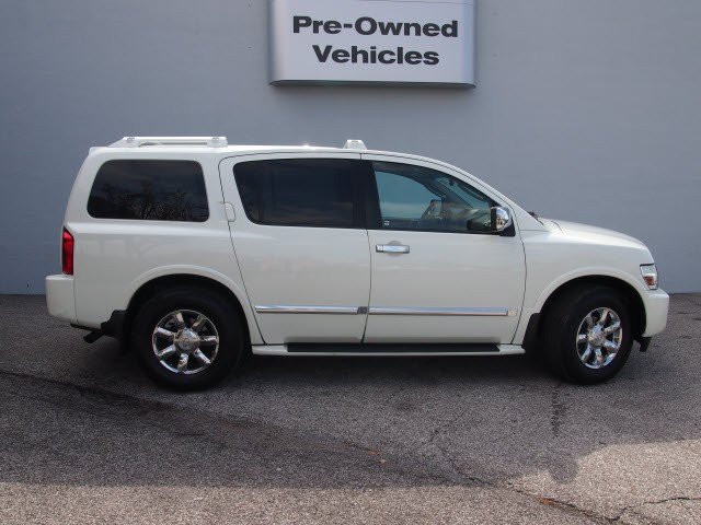 Infiniti QX56 2004 photo 3