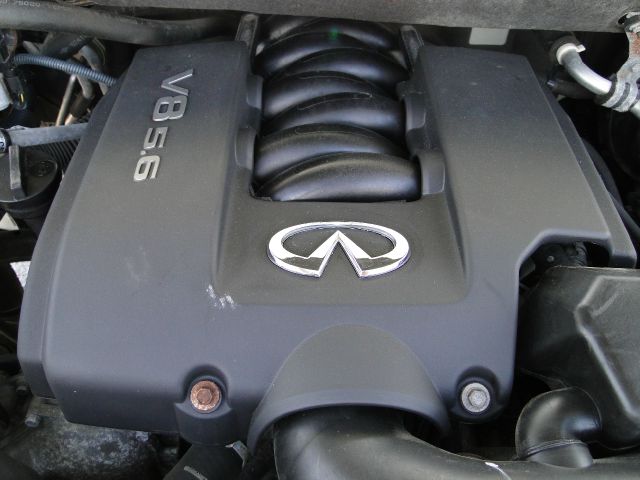 Infiniti QX56 2004 photo 30