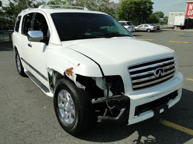 Infiniti QX56 2004 photo 37