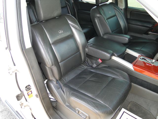 Infiniti QX56 2004 photo 5