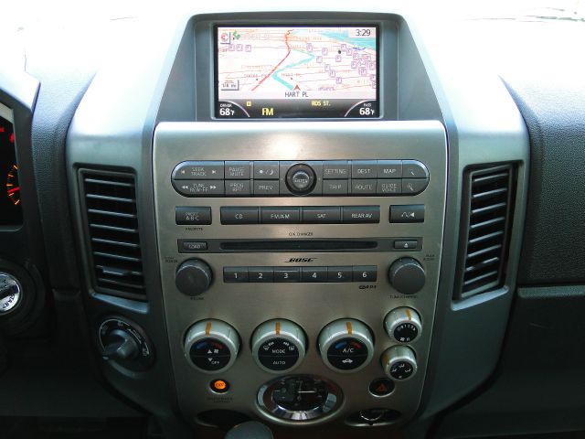 Infiniti QX56 2004 photo 54