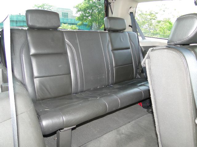 Infiniti QX56 2004 photo 57