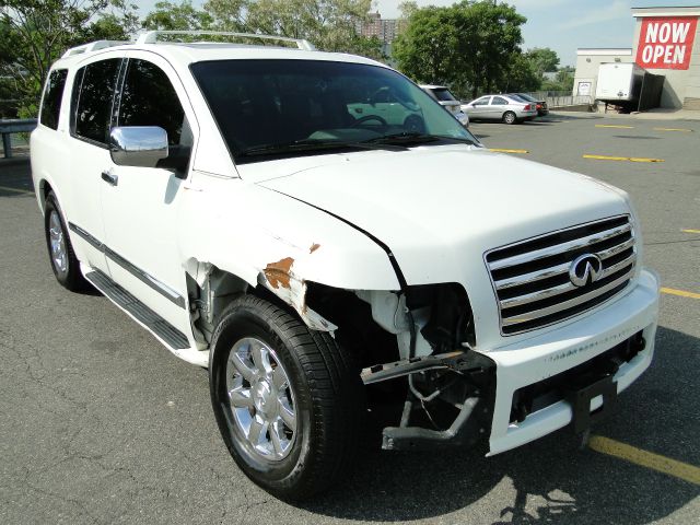 Infiniti QX56 2004 photo 61