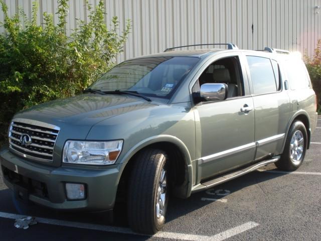 Infiniti QX56 2005 photo 1