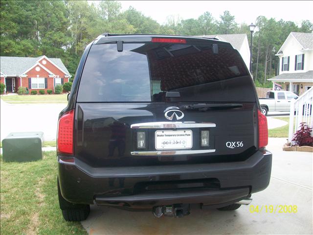 Infiniti QX56 2005 photo 2