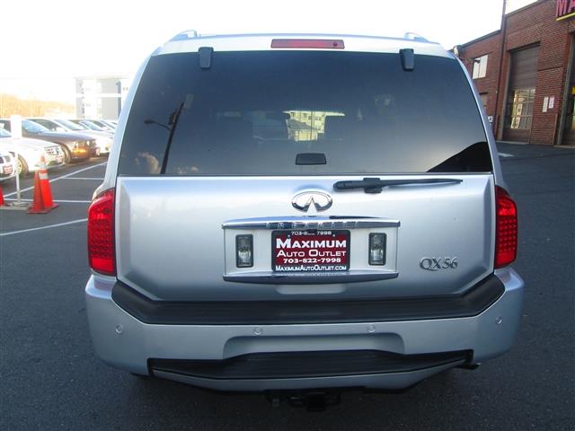 Infiniti QX56 2005 photo 19