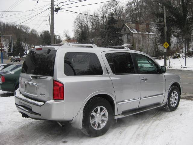 Infiniti QX56 2006 photo 4