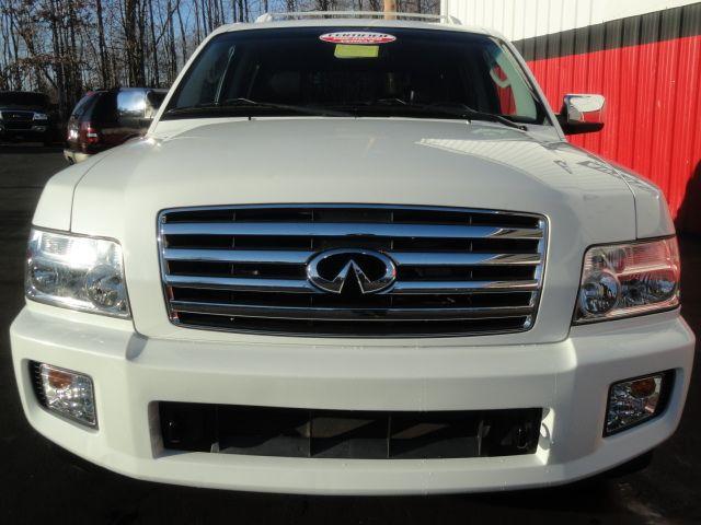 Infiniti QX56 2006 photo 2