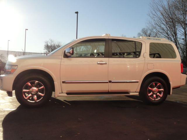 Infiniti QX56 2006 photo 3