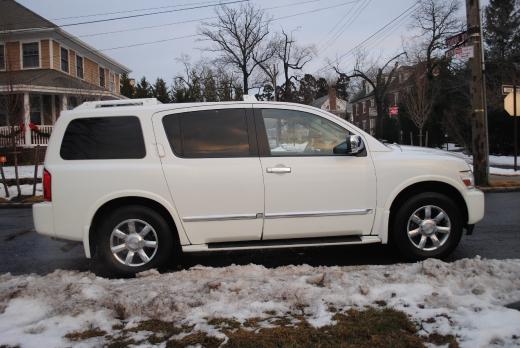 Infiniti QX56 2006 photo 2