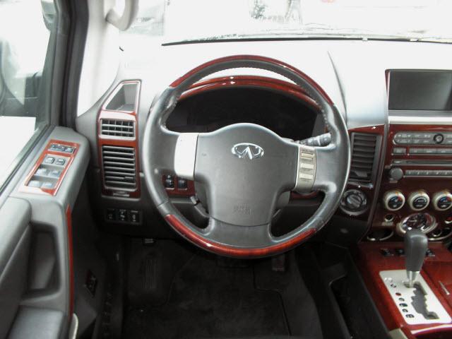 Infiniti QX56 2006 photo 3