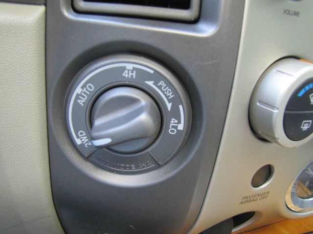 Infiniti QX56 2006 photo 2