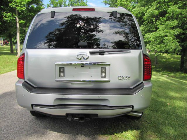 Infiniti QX56 2006 photo 26