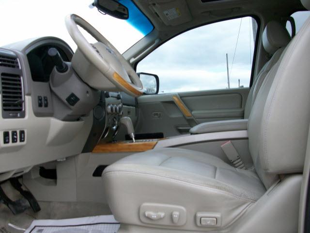 Infiniti QX56 2006 photo 3