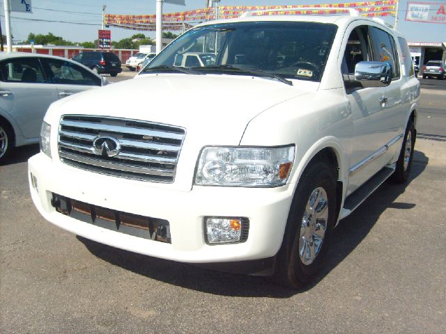 Infiniti QX56 2006 photo 1