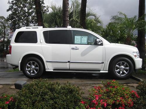 Infiniti QX56 2006 photo 1