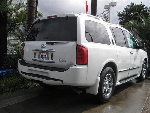 Infiniti QX56 2006 photo 2