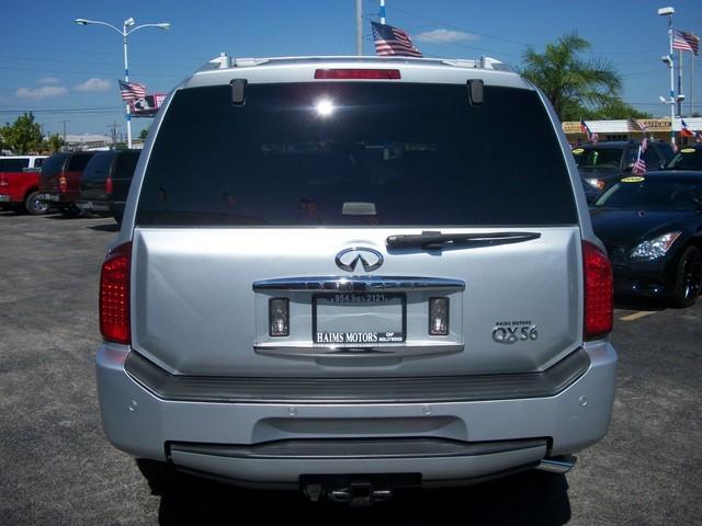 Infiniti QX56 2006 photo 3