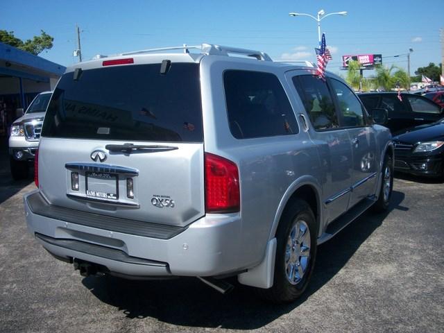 Infiniti QX56 2006 photo 4